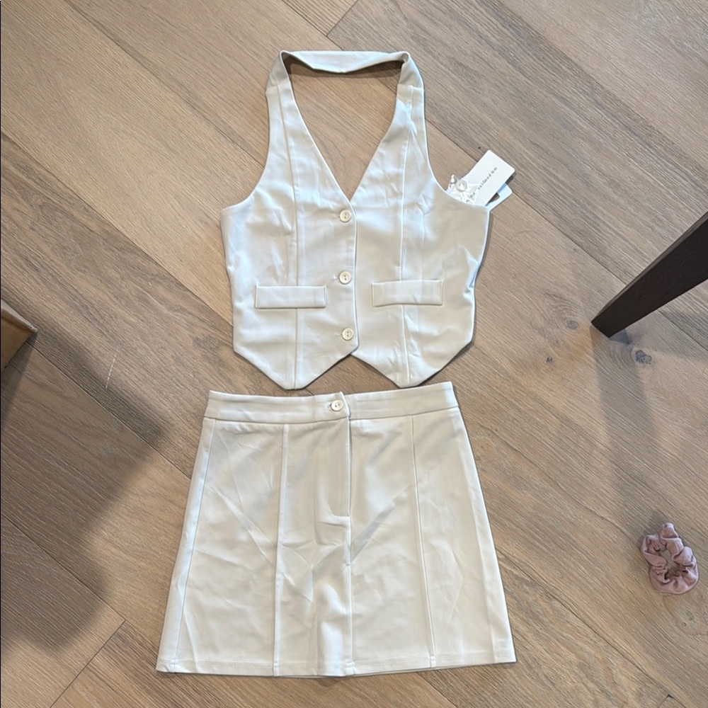 Commense Cream A-Line Mini Skirt Set